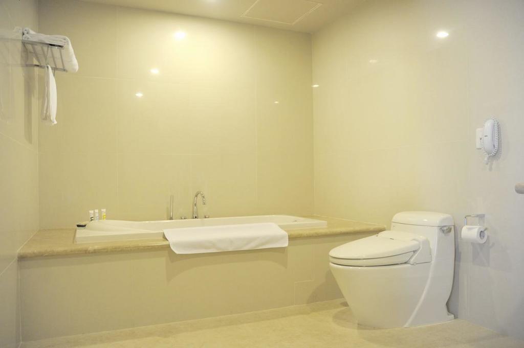 Varna Hotel Da Nang Habitación foto